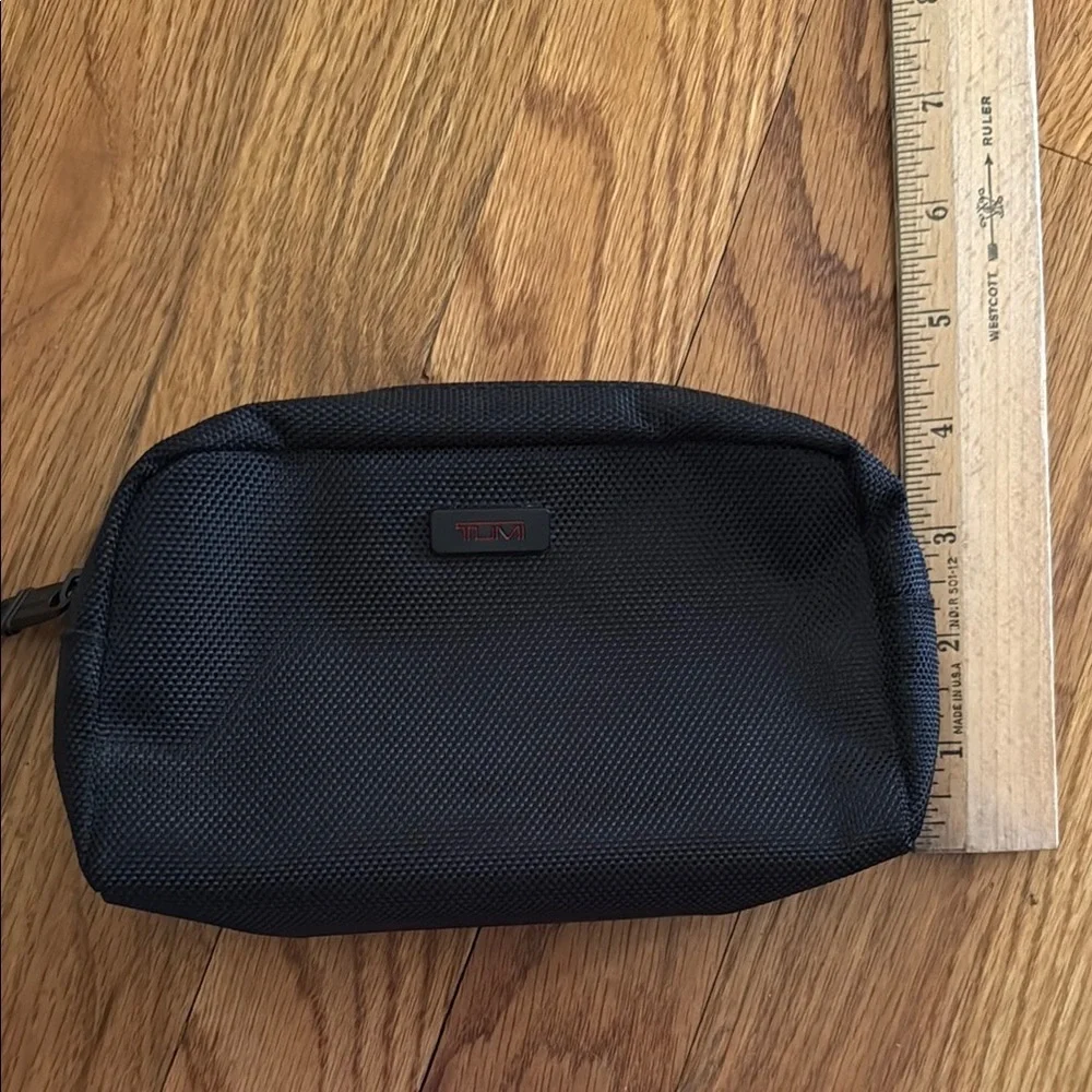 Tumi Black Zipper Travel Toiletry Makeup Pouch Bag